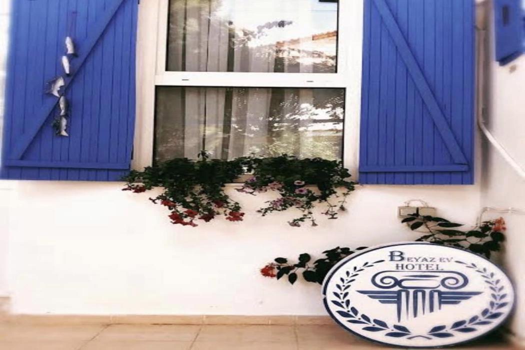 Beyaz Ev Hotel Alacati Exterior foto